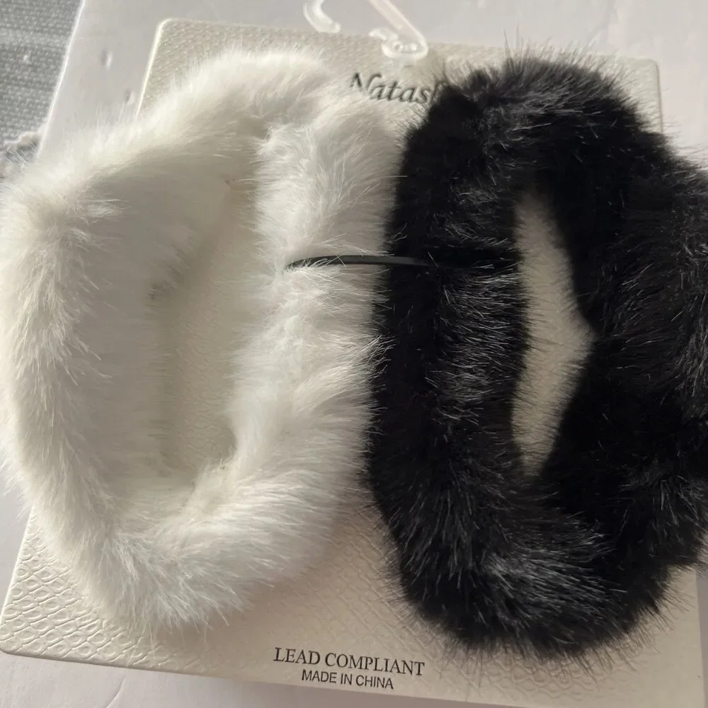 Black,Tan & White Faux Fur Fuzzy Hair Accessory Hair Jaw Claw Clip Hair Set Of 4